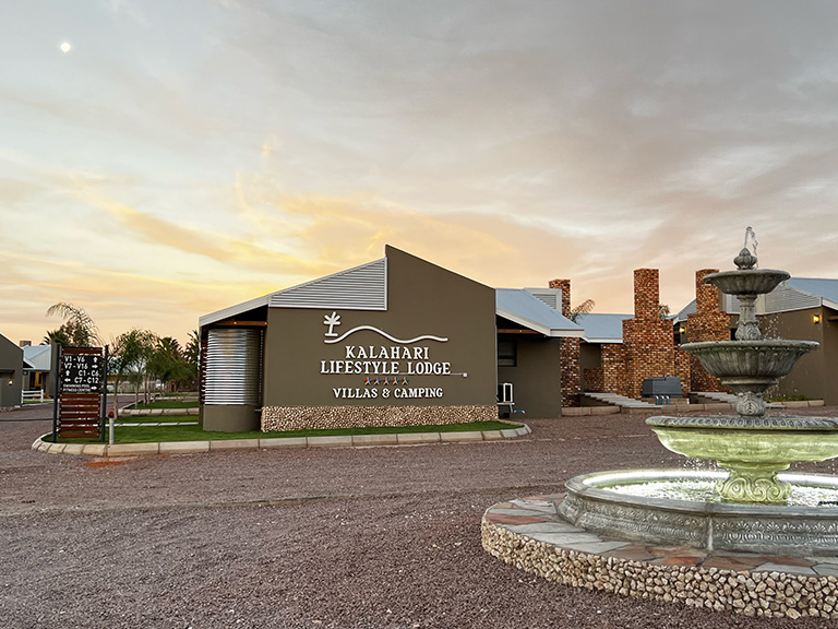 Kalahari Lifestyle Lodge - Upington
