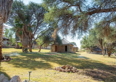 Molopo Kalahari Lodge - Askham